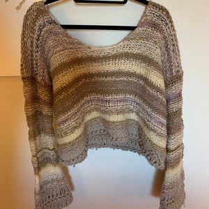 Free People beige cropped sweater, good condition